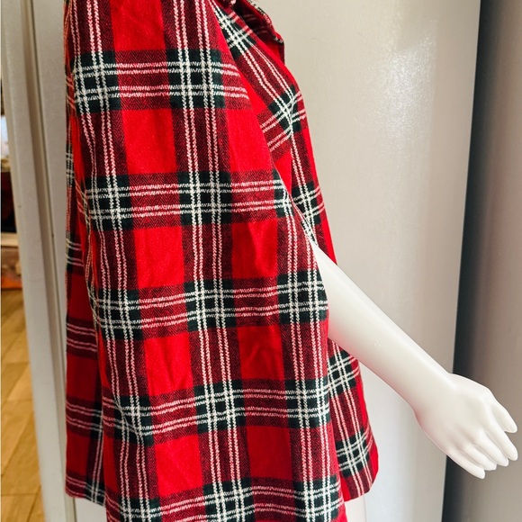 SHEIN Red and Black Plaid Poncho Cape in Size Medium - Picture 5 of 10